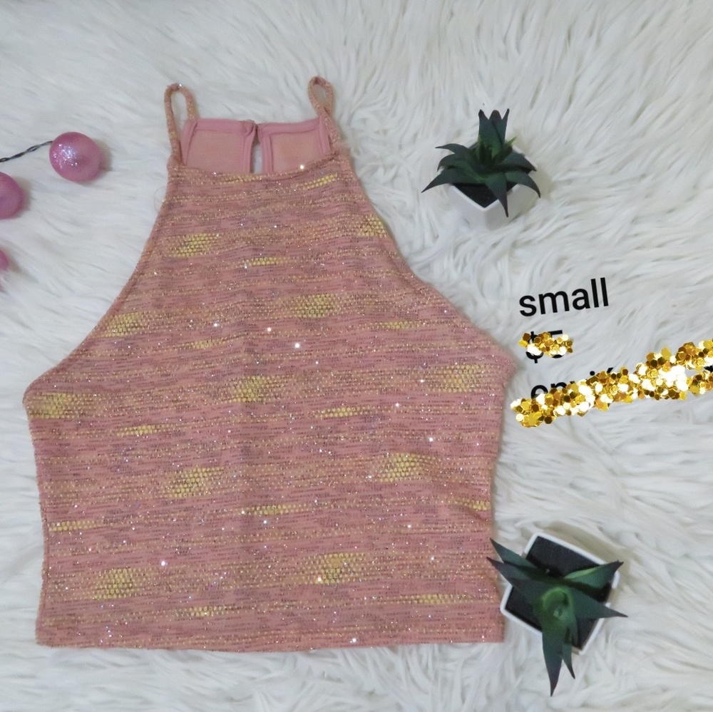 Crop top pink of woman